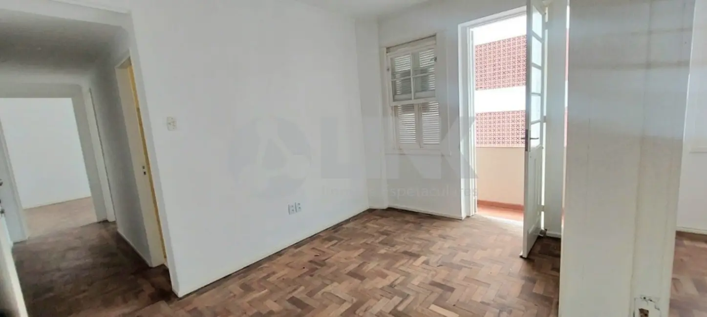 Foto 2 de Apartamento com 2 quartos à venda, 69m2 em Centro Histórico, Porto Alegre - RS