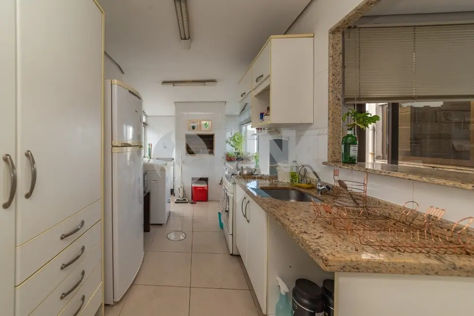 Foto 3 de Apartamento com 2 quartos à venda, 150m2 em Mont Serrat, Porto Alegre - RS