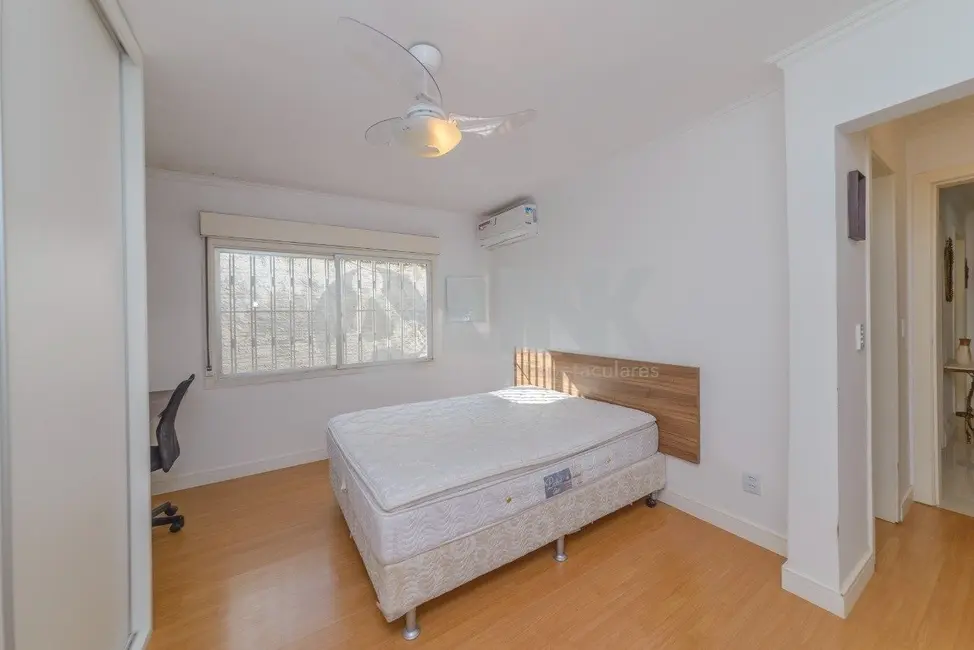 Casa com 3 quartos à venda, 147m2 em Chácara das Pedras, Porto Alegre - RS - imagem 9 Foto 9 de Casa com 3 quartos à venda, 147m2 em Chácara das Pedras, Porto Alegre - RS