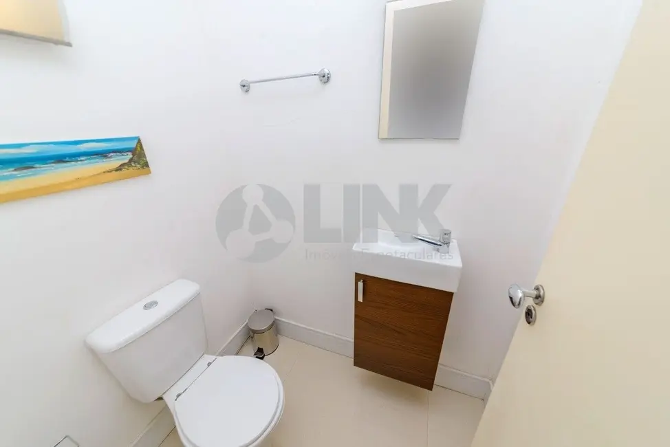 Casa com 3 quartos à venda, 147m2 em Chácara das Pedras, Porto Alegre - RS - imagem 7 Foto 7 de Casa com 3 quartos à venda, 147m2 em Chácara das Pedras, Porto Alegre - RS