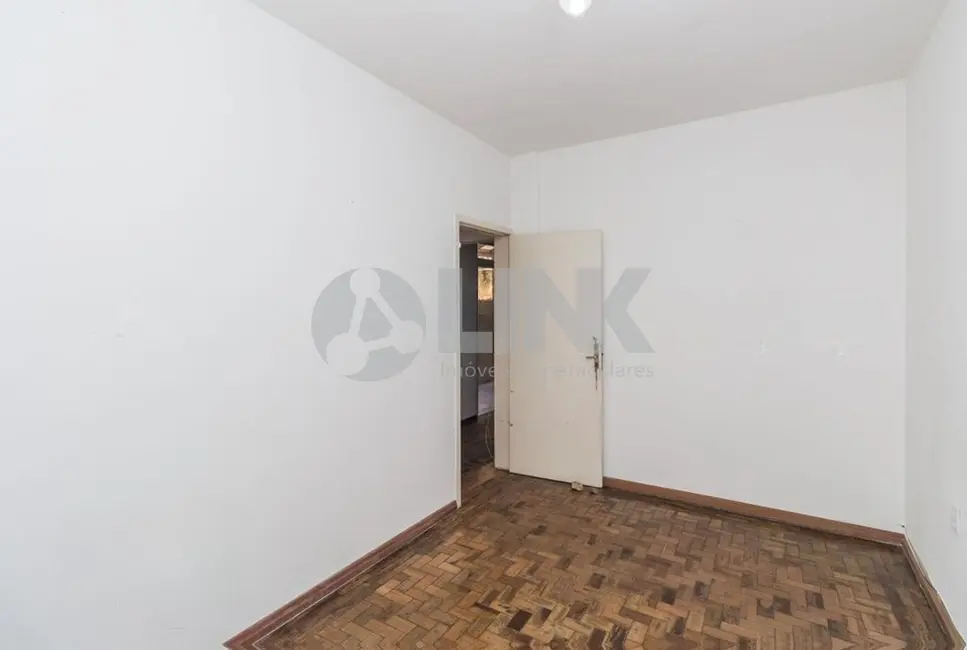 Foto 5 de Apartamento com 2 quartos à venda, 60m2 em Floresta, Porto Alegre - RS