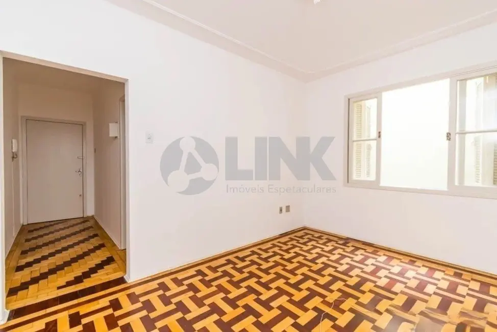 Foto 2 de Apartamento com 2 quartos à venda, 53m2 em Floresta, Porto Alegre - RS