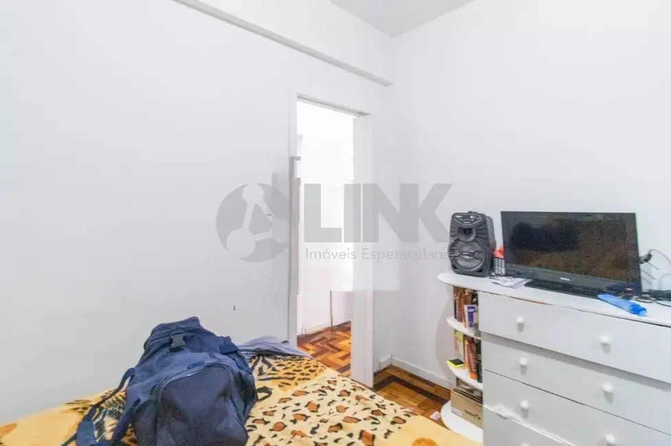 Apartamento com 2 quartos à venda, 64m2 em Centro Histórico, Porto Alegre - RS - imagem 9 Foto 9 de Apartamento com 2 quartos à venda, 64m2 em Centro Histórico, Porto Alegre - RS
