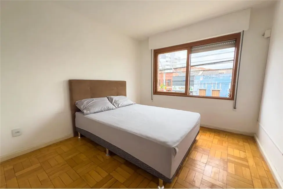 Foto 2 de Apartamento com 1 quarto à venda, 58m2 em Cidade Baixa, Porto Alegre - RS