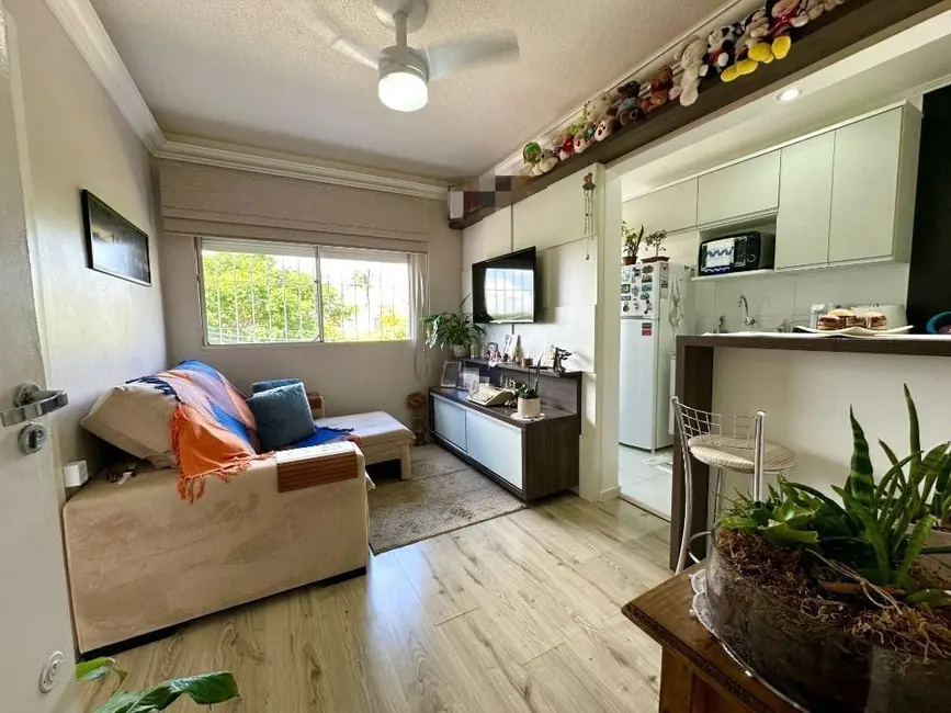 Apartamento com 1 quarto à venda, 32m2 em Santo Antônio, Porto Alegre - RS - imagem 1 Foto 1 de Apartamento com 1 quarto à venda, 32m2 em Santo Antônio, Porto Alegre - RS