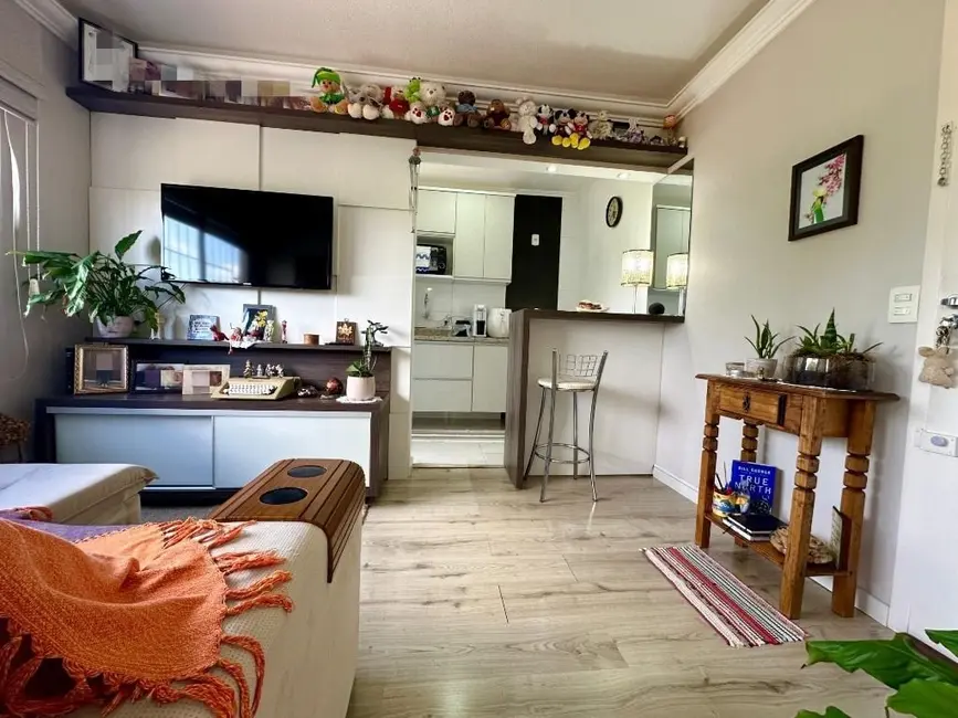 Apartamento com 1 quarto à venda, 32m2 em Santo Antônio, Porto Alegre - RS - imagem 4 Foto 4 de Apartamento com 1 quarto à venda, 32m2 em Santo Antônio, Porto Alegre - RS