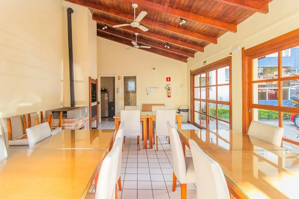 Foto 4 de Apartamento com 1 quarto à venda, 66m2 em Jardim do Salso, Porto Alegre - RS