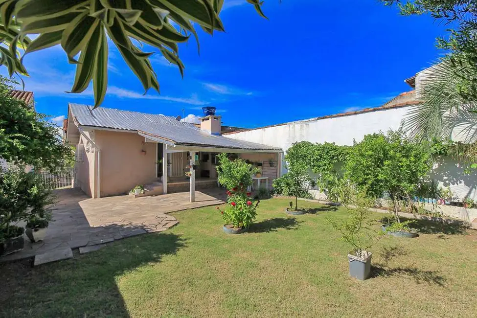 Casa com 2 quartos à venda, 99m2 em Espírito Santo, Porto Alegre - RS - imagem 4 Foto 4 de Casa com 2 quartos à venda, 99m2 em Espírito Santo, Porto Alegre - RS