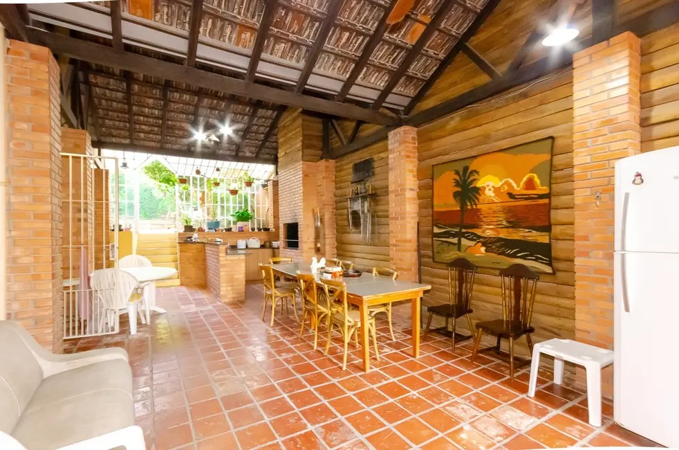 Casa com 4 quartos à venda, 332m2 em Petrópolis, Porto Alegre - RS - imagem 7 Foto 7 de Casa com 4 quartos à venda, 332m2 em Petrópolis, Porto Alegre - RS