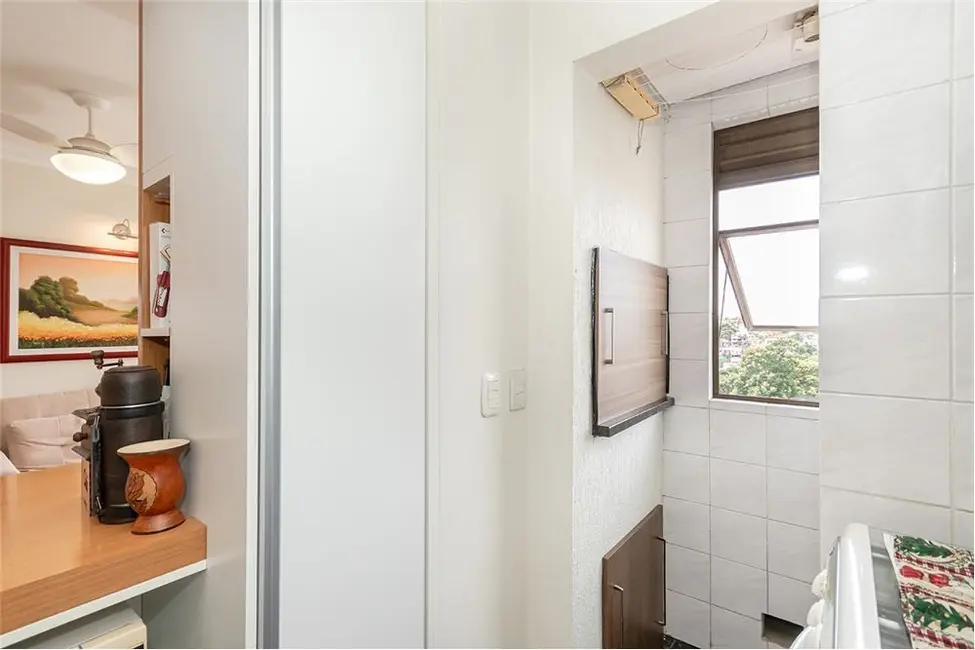 Apartamento com 1 quarto à venda, 53m2 em Vila Ipiranga, Porto Alegre - RS - imagem 8 Foto 8 de Apartamento com 1 quarto à venda, 53m2 em Vila Ipiranga, Porto Alegre - RS