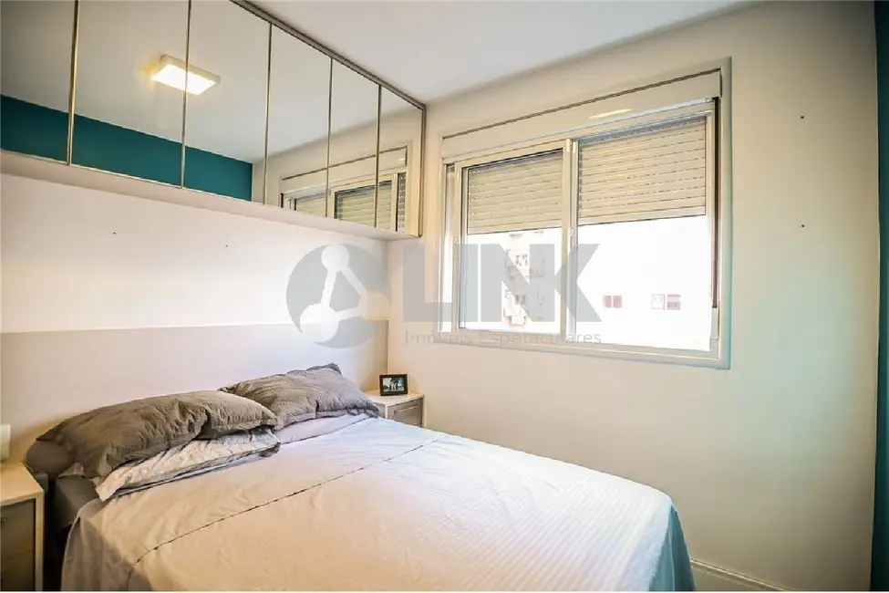 Foto 9 de Apartamento com 2 quartos à venda, 52m2 em Teresópolis, Porto Alegre - RS
