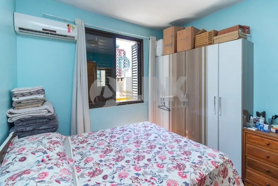 Apartamento com 2 quartos à venda, 55m2 em Independência, Porto Alegre - RS - imagem 8 Foto 8 de Apartamento com 2 quartos à venda, 55m2 em Independência, Porto Alegre - RS