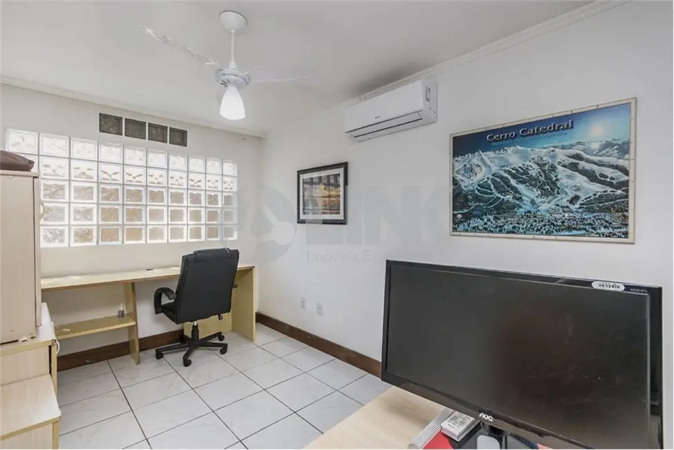 Apartamento com 2 quartos à venda, 100m2 em Jardim Botânico, Porto Alegre - RS - imagem 3 Foto 3 de Apartamento com 2 quartos à venda, 100m2 em Jardim Botânico, Porto Alegre - RS