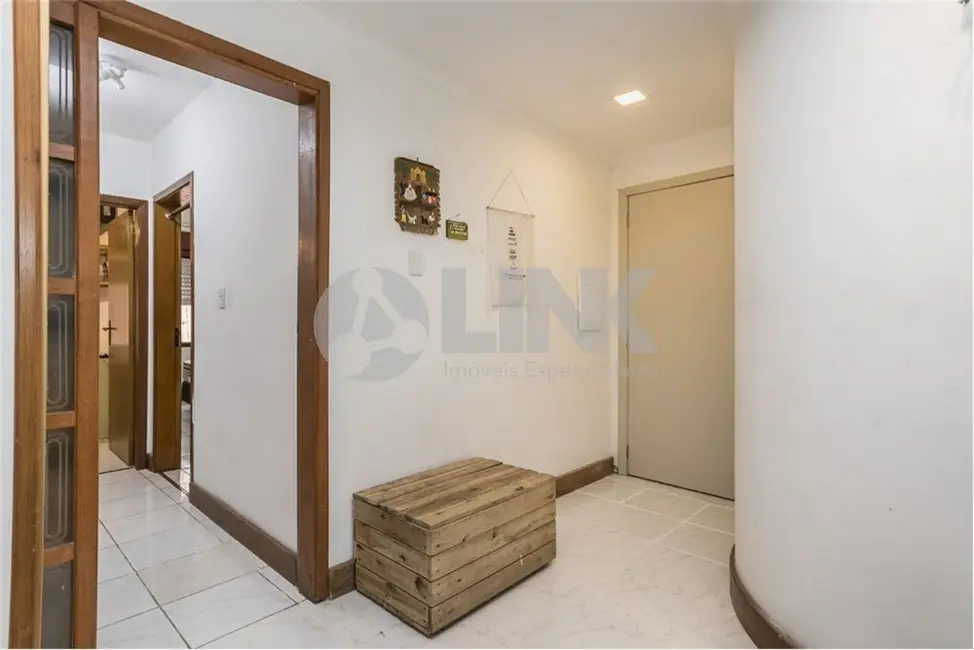 Apartamento com 2 quartos à venda, 100m2 em Jardim Botânico, Porto Alegre - RS - imagem 4 Foto 4 de Apartamento com 2 quartos à venda, 100m2 em Jardim Botânico, Porto Alegre - RS