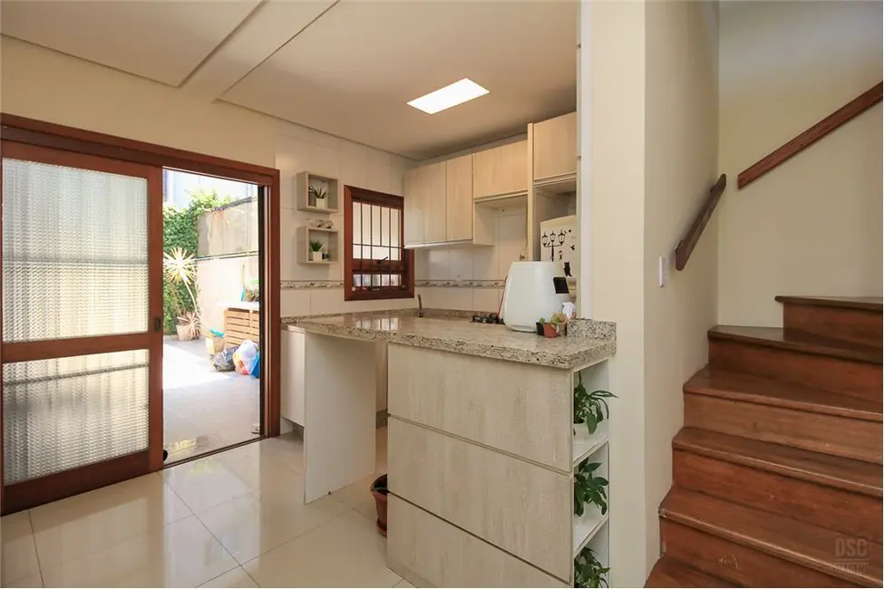 Foto 4 de Casa com 3 quartos à venda, 131m2 em Hípica, Porto Alegre - RS