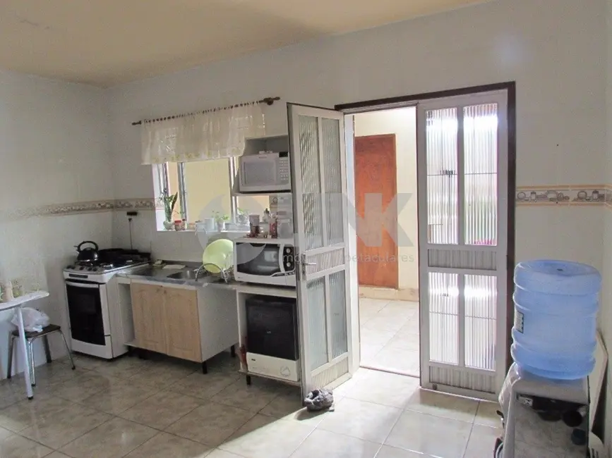 Casa com 4 quartos à venda, 200m2 em Jardim Carvalho, Porto Alegre - RS - imagem 8 Foto 8 de Casa com 4 quartos à venda, 200m2 em Jardim Carvalho, Porto Alegre - RS