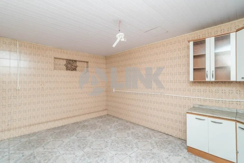 Casa com 2 quartos à venda, 120m2 em Jardim Carvalho, Porto Alegre - RS - imagem 6 Foto 6 de Casa com 2 quartos à venda, 120m2 em Jardim Carvalho, Porto Alegre - RS