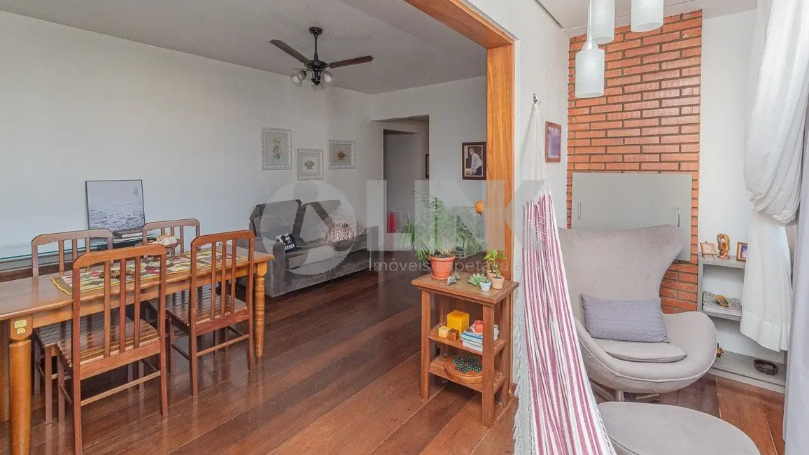 Apartamento com 2 quartos à venda, 87m2 em Mont Serrat, Porto Alegre - RS - imagem 3 Foto 3 de Apartamento com 2 quartos à venda, 87m2 em Mont Serrat, Porto Alegre - RS