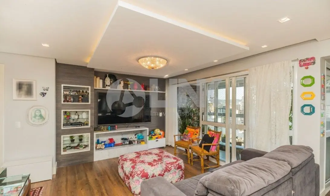 Apartamento com 3 quartos à venda, 120m2 em Menino Deus, Porto Alegre - RS - imagem 5 Foto 5 de Apartamento com 3 quartos à venda, 120m2 em Menino Deus, Porto Alegre - RS