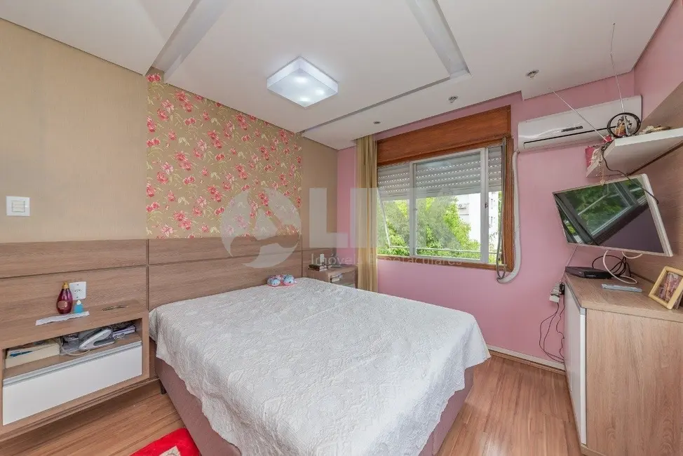 Foto 9 de Apartamento com 2 quartos à venda, 76m2 em São Sebastião, Porto Alegre - RS