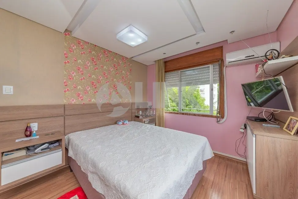 Foto 8 de Apartamento com 2 quartos à venda, 76m2 em São Sebastião, Porto Alegre - RS