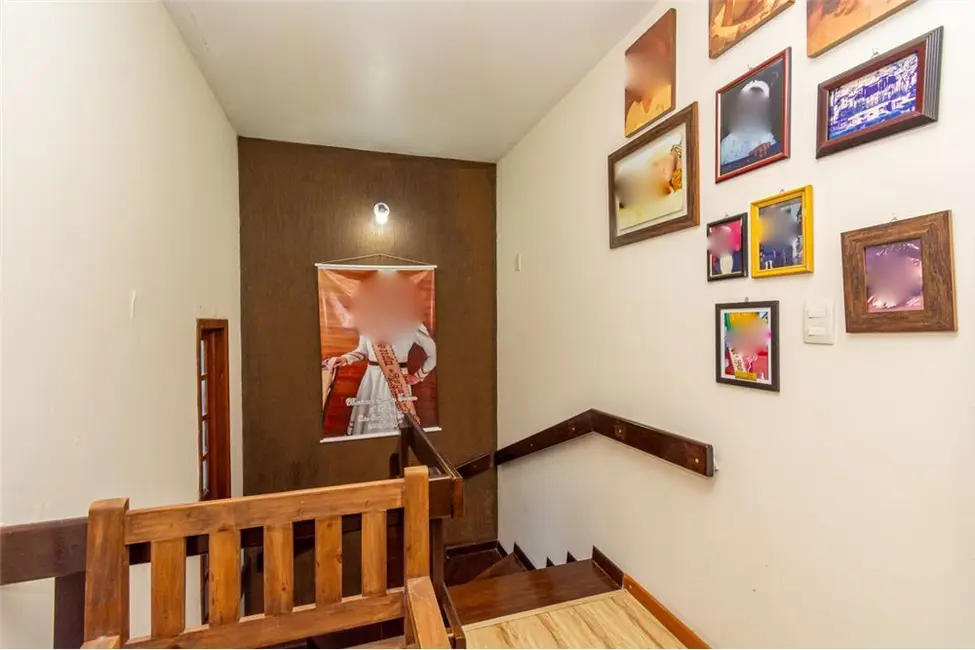 Casa de Condomínio com 3 quartos à venda, 143m2 em Centro, Canoas - RS - imagem 8 Foto 8 de Casa de Condomínio com 3 quartos à venda, 143m2 em Centro, Canoas - RS