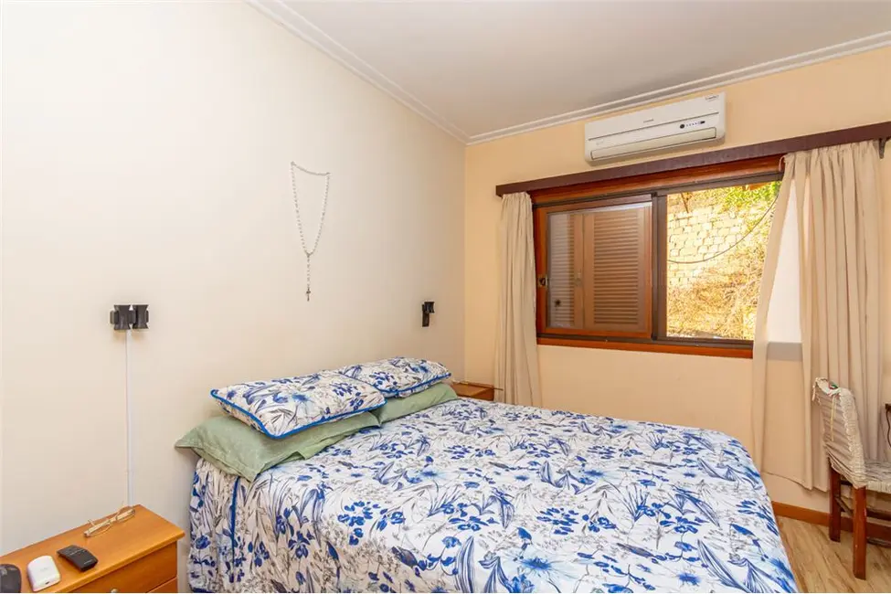 Casa de Condomínio com 3 quartos à venda, 143m2 em Centro, Canoas - RS - imagem 6 Foto 6 de Casa de Condomínio com 3 quartos à venda, 143m2 em Centro, Canoas - RS