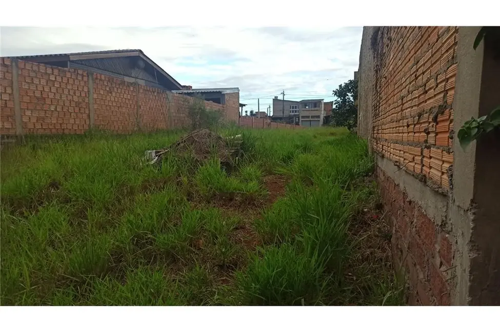 Foto 1 de Terreno / Lote à venda em São José, Canoas - RS