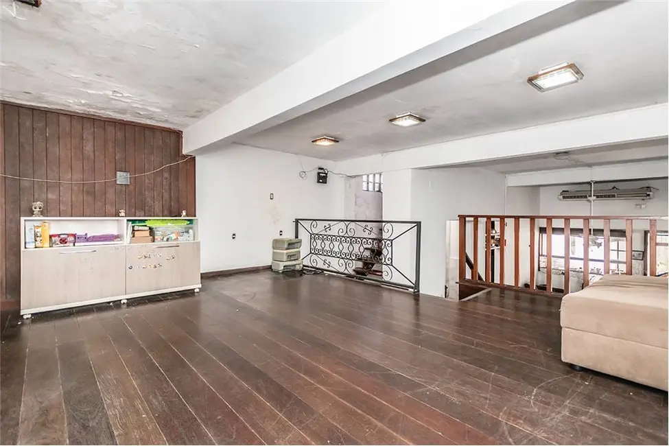 Casa com 3 quartos à venda, 123m2 em Menino Deus, Porto Alegre - RS - imagem 8 Foto 8 de Casa com 3 quartos à venda, 123m2 em Menino Deus, Porto Alegre - RS