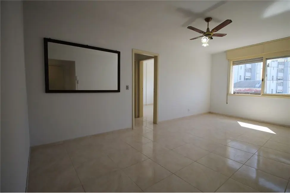 Apartamento com 1 quarto à venda, 48m2 em Santa Cecília, Porto Alegre - RS - imagem 6 Foto 6 de Apartamento com 1 quarto à venda, 48m2 em Santa Cecília, Porto Alegre - RS