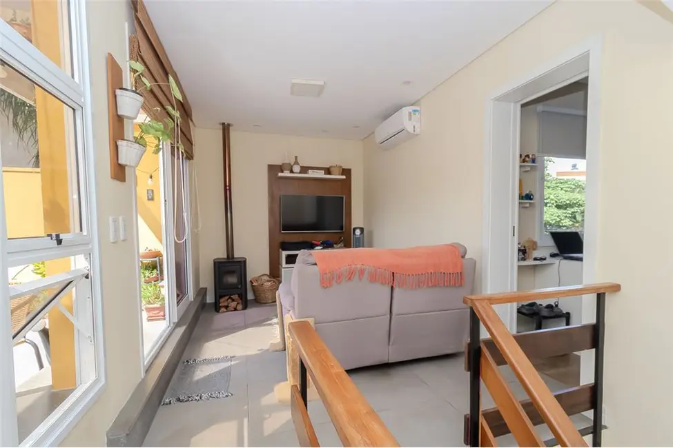 Foto 6 de Casa de Condomínio com 3 quartos à venda, 116m2 em Medianeira, Porto Alegre - RS