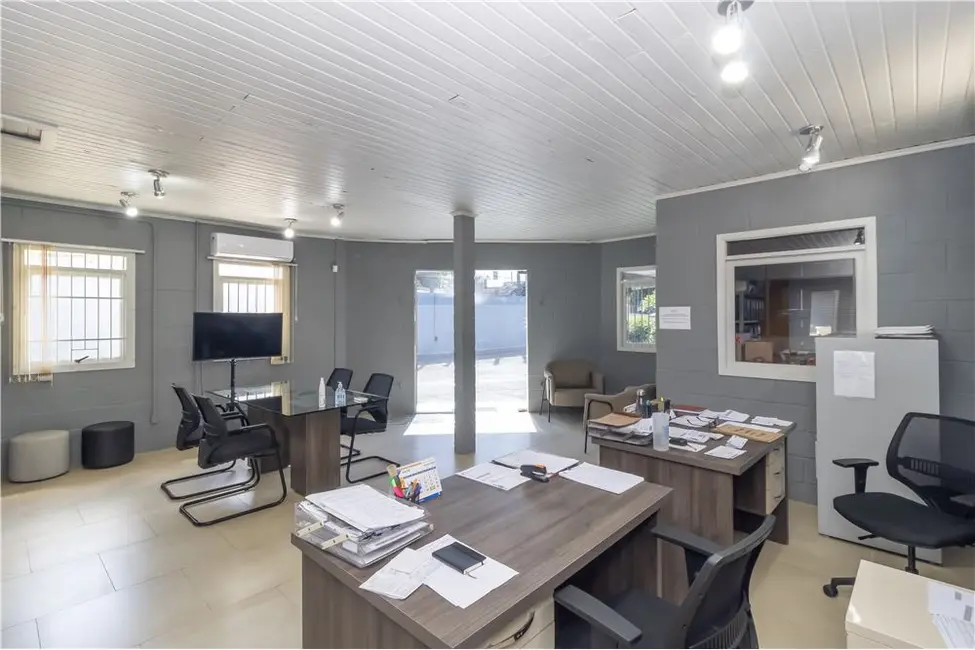 Foto 4 de Armazém / Galpão à venda, 928m2 em Agronomia, Porto Alegre - RS