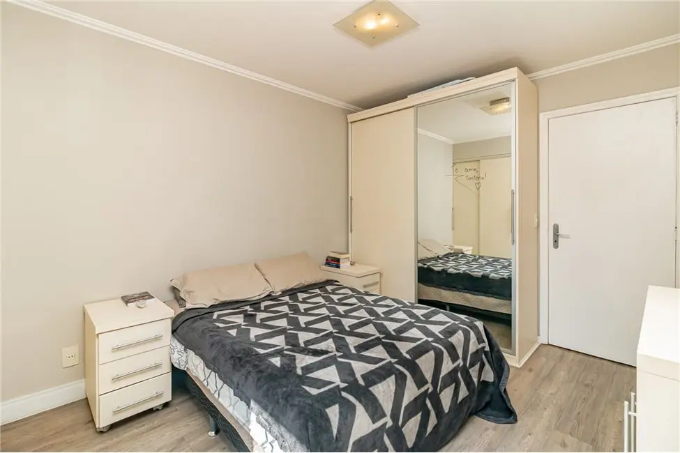 Apartamento com 1 quarto à venda, 53m2 em Chácara das Pedras, Porto Alegre - RS - imagem 2 Foto 2 de Apartamento com 1 quarto à venda, 53m2 em Chácara das Pedras, Porto Alegre - RS
