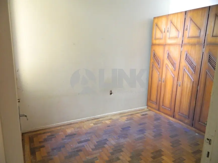 Apartamento com 2 quartos à venda, 60m2 em Santana, Porto Alegre - RS - imagem 5 Foto 5 de Apartamento com 2 quartos à venda, 60m2 em Santana, Porto Alegre - RS