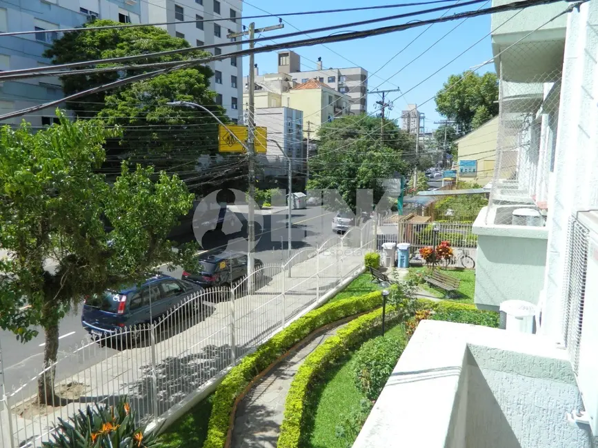 Apartamento com 2 quartos à venda, 60m2 em Santana, Porto Alegre - RS - imagem 8 Foto 8 de Apartamento com 2 quartos à venda, 60m2 em Santana, Porto Alegre - RS