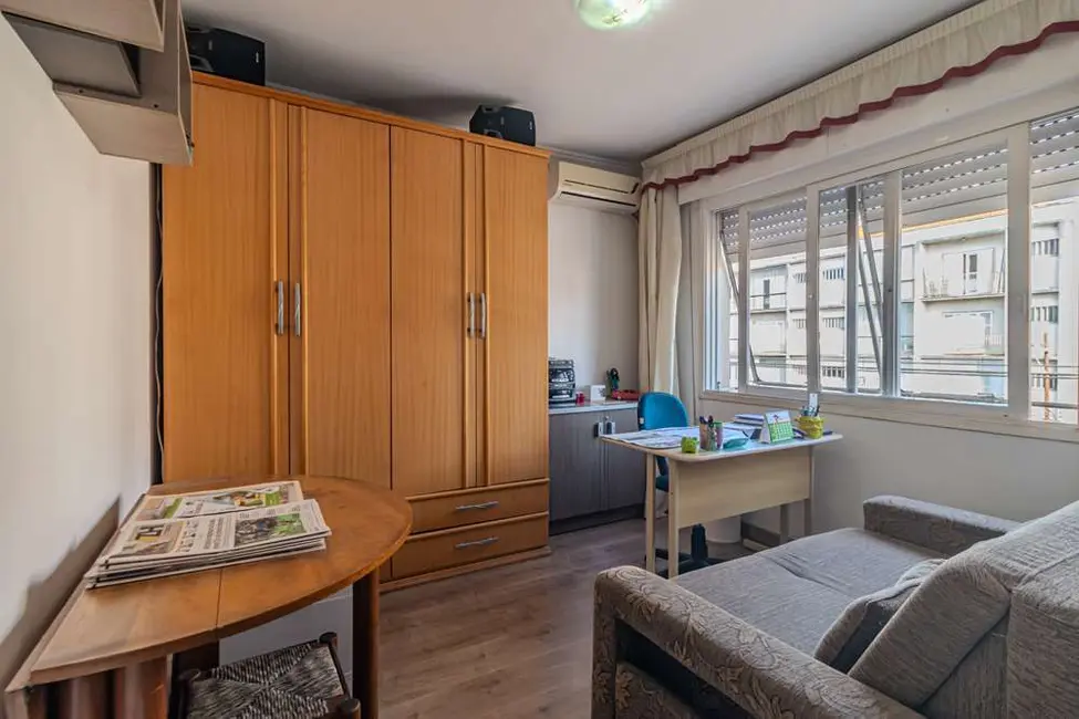 Foto 8 de Apartamento com 3 quartos à venda, 96m2 em São João, Porto Alegre - RS