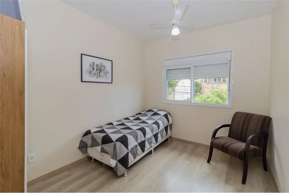 Foto 2 de Casa com 3 quartos à venda, 109m2 em Lomba do Pinheiro, Porto Alegre - RS
