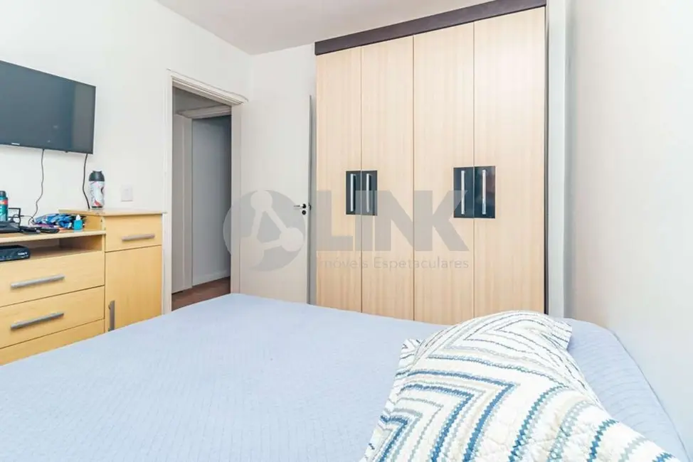 Apartamento com 2 quartos à venda, 72m2 em Menino Deus, Porto Alegre - RS - imagem 8 Foto 8 de Apartamento com 2 quartos à venda, 72m2 em Menino Deus, Porto Alegre - RS