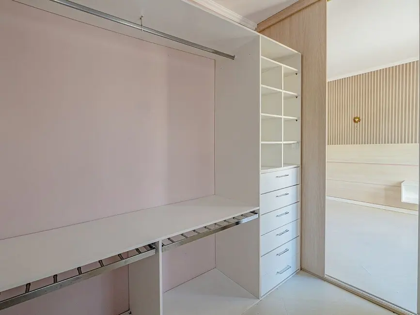 Foto 3 de Casa com 3 quartos à venda, 224m2 em Sarandi, Porto Alegre - RS