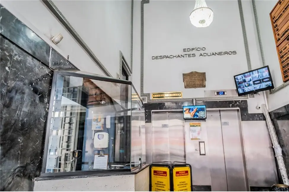 Foto 3 de Sala Comercial à venda, 45m2 em Centro Histórico, Porto Alegre - RS