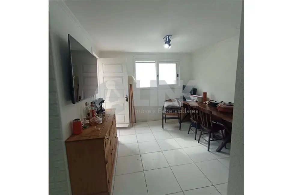 Foto 5 de Apartamento com 2 quartos à venda, 93m2 em Santo Antônio, Porto Alegre - RS