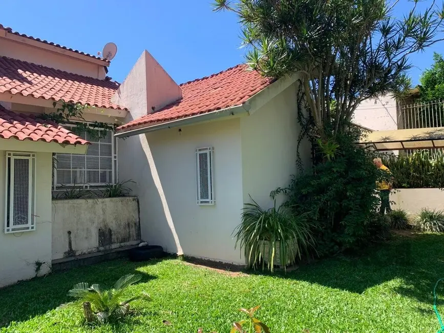 Foto 5 de Casa com 4 quartos à venda, 200m2 em Santa Tereza, Porto Alegre - RS