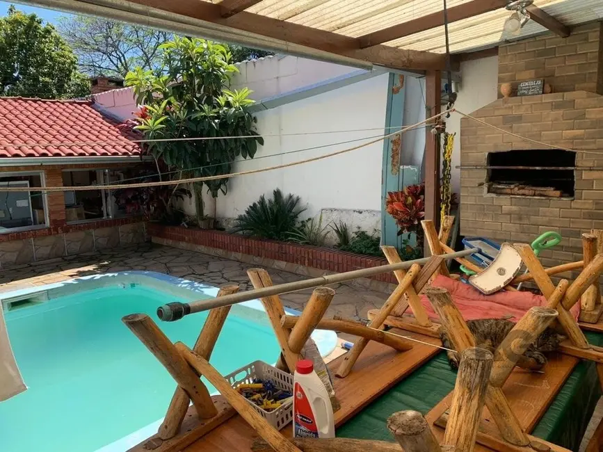 Foto 9 de Casa com 4 quartos à venda, 200m2 em Santa Tereza, Porto Alegre - RS