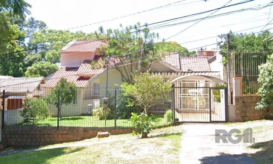 Foto 1 de Casa com 4 quartos à venda, 200m2 em Santa Tereza, Porto Alegre - RS