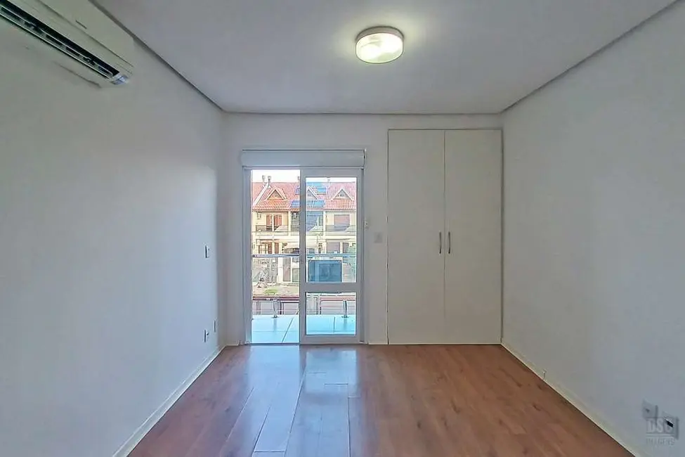 Foto 9 de Casa com 2 quartos à venda, 87m2 em Hípica, Porto Alegre - RS