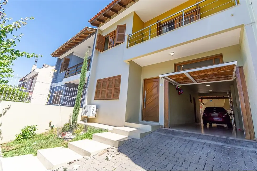 Casa com 3 quartos à venda, 308m2 em Estância Velha, Canoas - RS - imagem 5 Foto 5 de Casa com 3 quartos à venda, 308m2 em Estância Velha, Canoas - RS