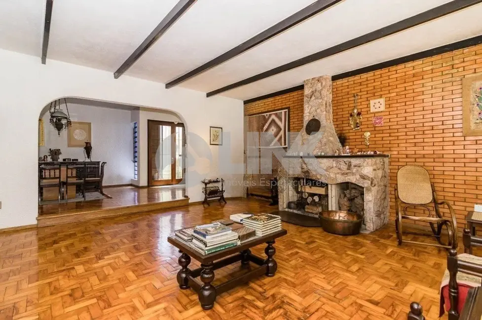 Foto 1 de Casa com 3 quartos à venda, 250m2 em Três Figueiras, Porto Alegre - RS