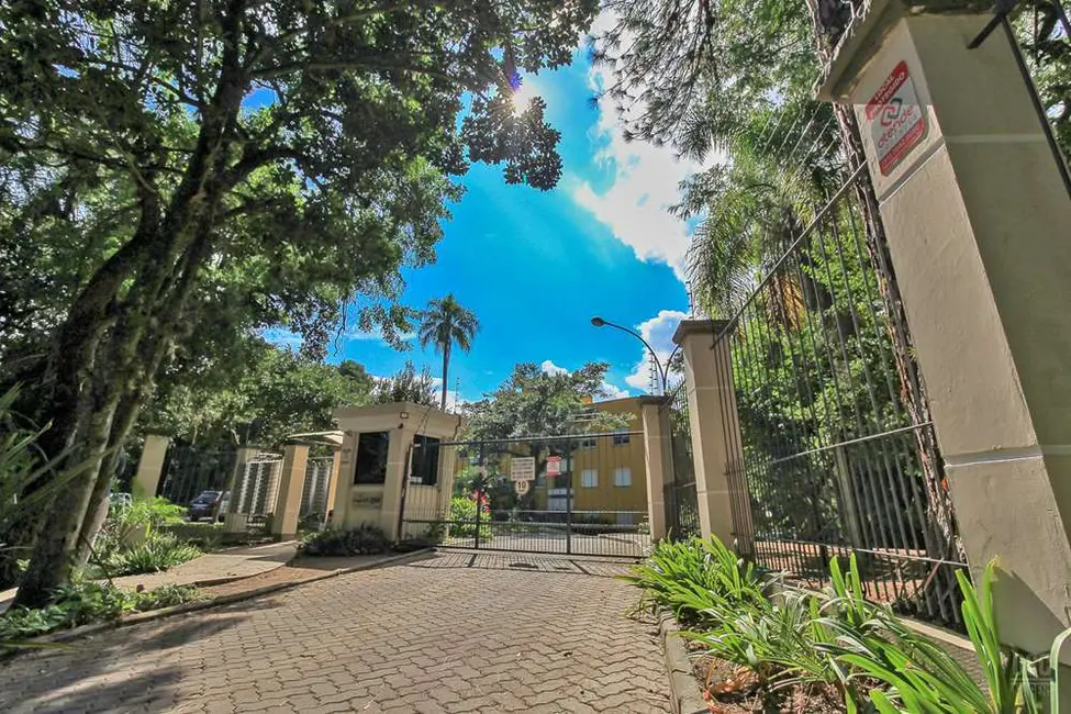 Foto 3 de Apartamento com 2 quartos à venda, 55m2 em Guarujá, Porto Alegre - RS