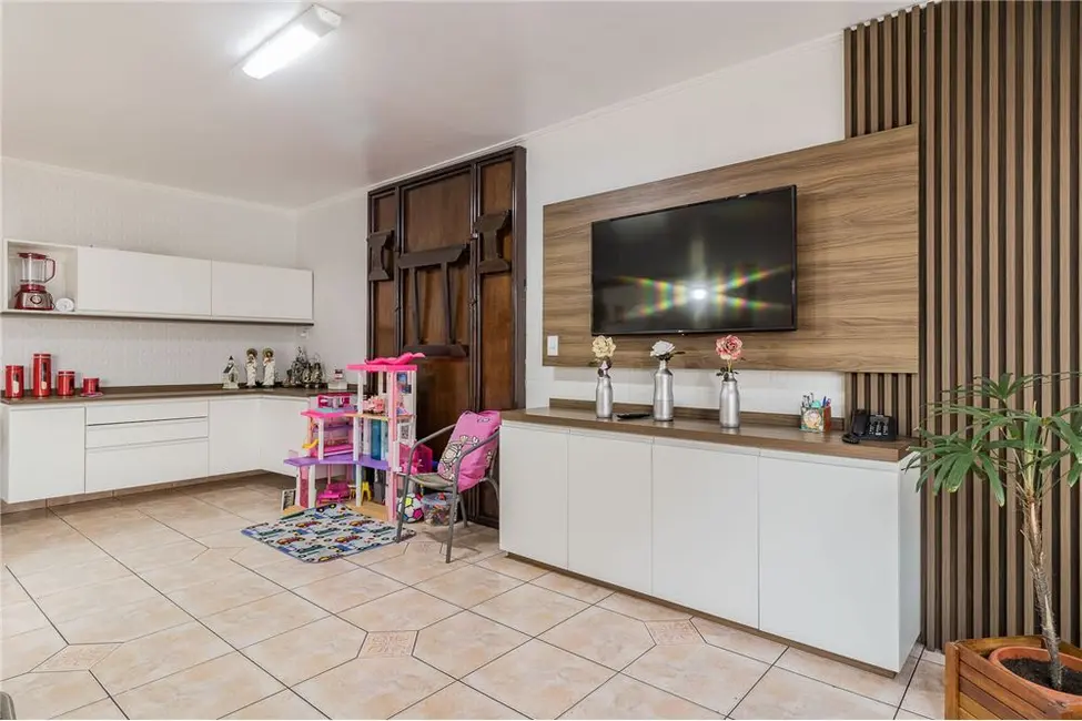 Casa com 3 quartos à venda, 115m2 em São Sebastião, Porto Alegre - RS - imagem 7 Foto 7 de Casa com 3 quartos à venda, 115m2 em São Sebastião, Porto Alegre - RS