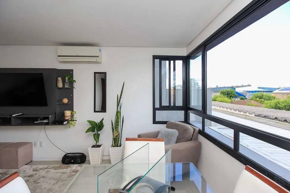 Foto 7 de Apartamento com 2 quartos à venda, 70m2 em Santa Maria Goretti, Porto Alegre - RS